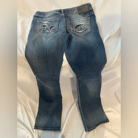 Silver Jeans Co - Picture 3 of 3